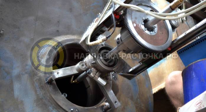 Выставление наплавочно-расточного комплекса| Компания Weldbore © 2018