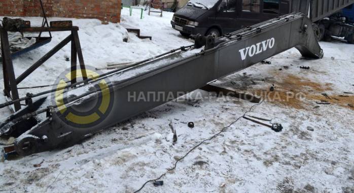 Восстановление порванной стрелы экскаватора VOLVO | Компания Weldbore © 2018 Восстановление порванной стрелы экскаватора VOLVO | Компания Weldbore © 2018